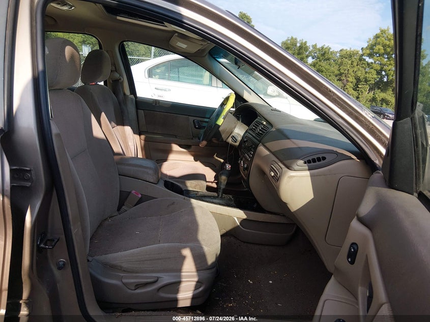 2002 FORD TAURUS auction photo 5