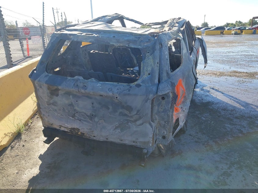 Vin: 1fmsk8dhxpgc04772, lot: 46211643, ford explorer xlt 20234