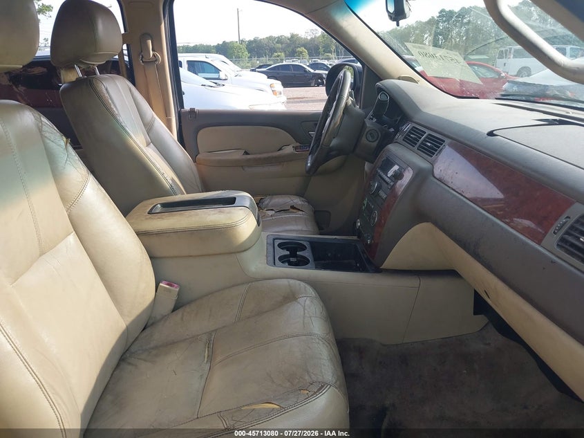 2013 CHEVROLET TAHOE auction photo 5