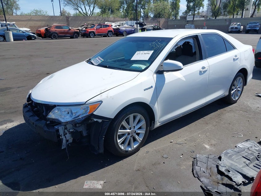 2013 Toyota Camry, Left Front, IAAI, VIN 4T1BD1FK8DU064180 — photo 2