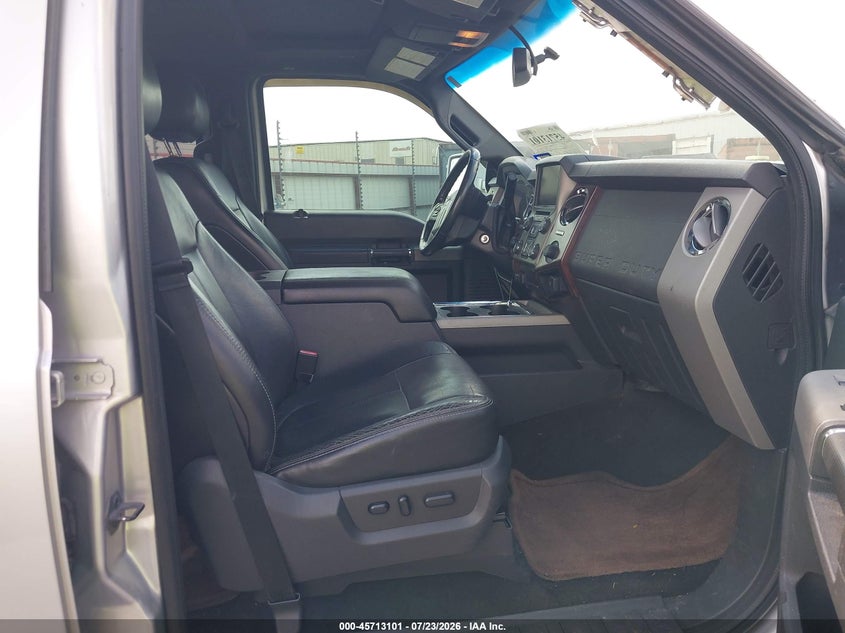 2013 FORD F-250 auction photo 5
