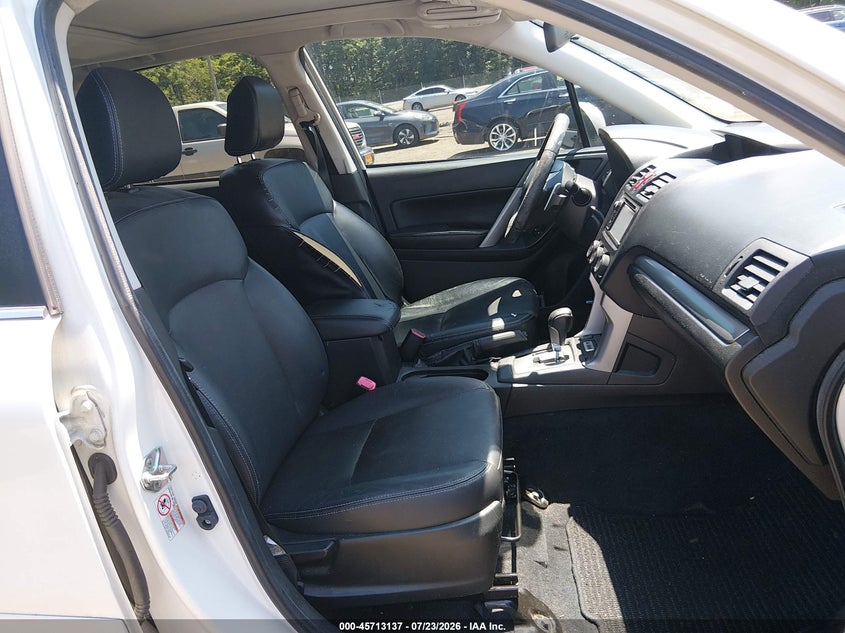 2014 SUBARU FORESTER auction photo 5