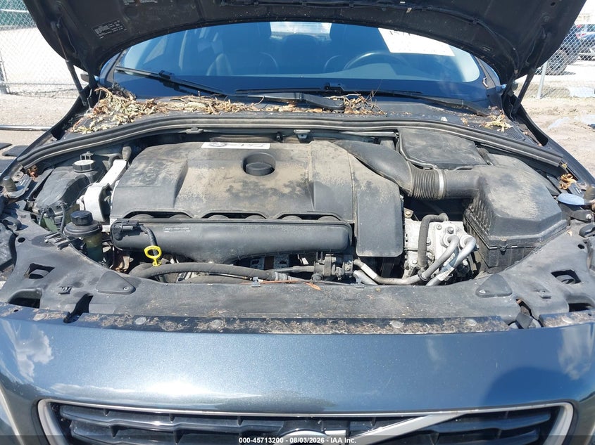 2013 VOLVO S60 T6 · Фото 10
