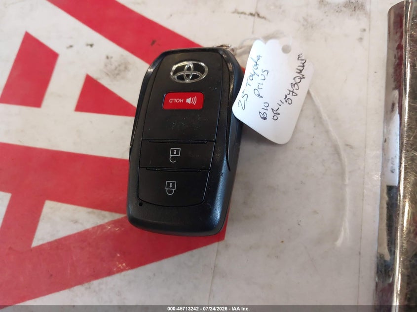 TOYOTA PRIUS - zdjęcie 11