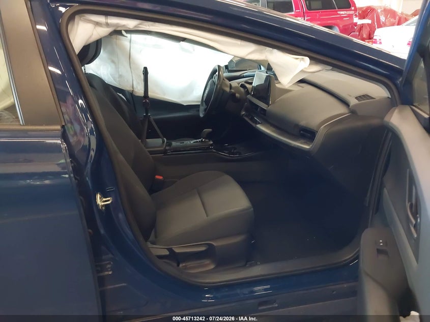 2025 TOYOTA PRIUS auction photo 5