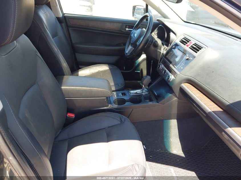 2017 SUBARU OUTBACK auction photo 5