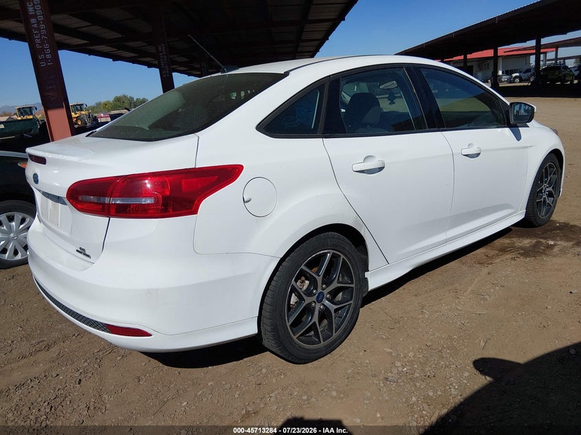 Vin: 1fadp3f22fl382603, lot: 46211940, ford focus se 20154