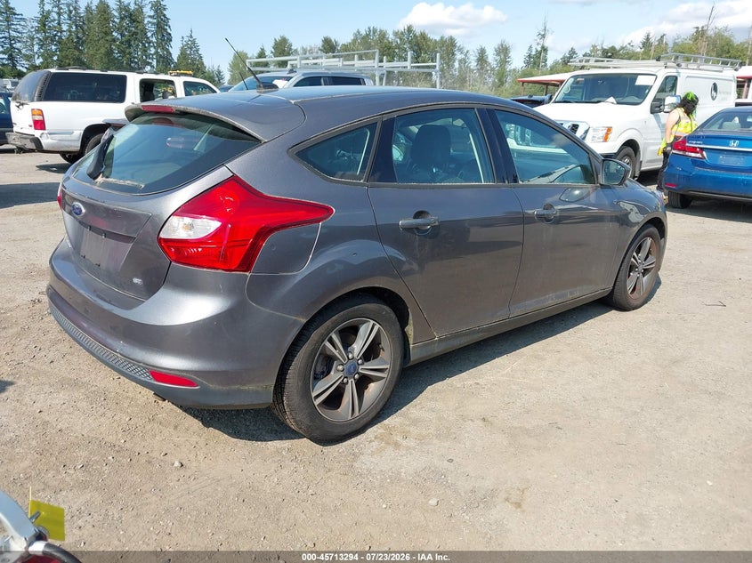 Vin: 1fahp3k24cl258304, lot: 46211950, ford focus se 20124