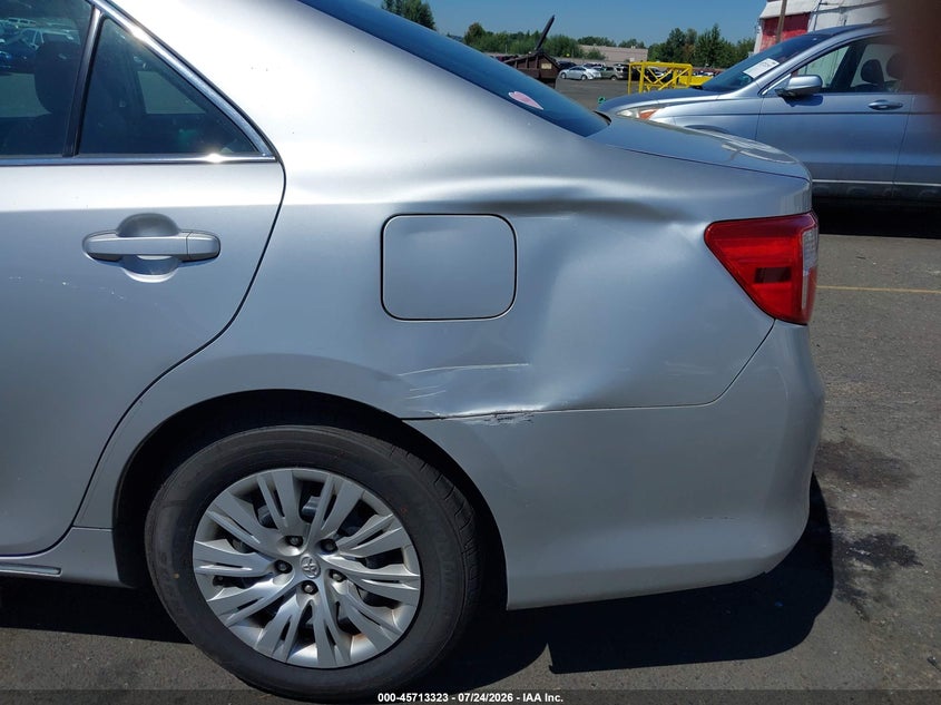 2013 TOYOTA CAMRY auction photo 6
