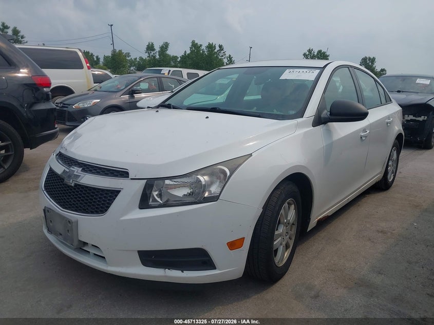 2014 CHEVROLET CRUZE auction photo 2