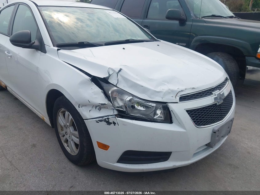 2014 CHEVROLET CRUZE auction photo 6