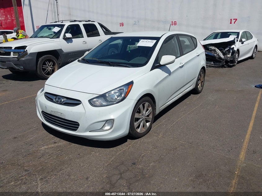 Vin: kmhcu5ae0cu048633, lot: 46212000, hyundai accent se 20122