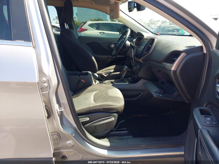 2014 JEEP CHEROKEE auction photo 5