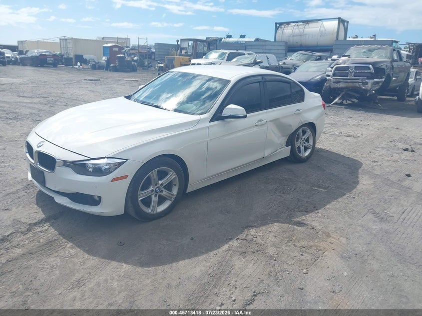 Vin: wba3b1c56ep680230, lot: 46212074, bmw 320i 20142