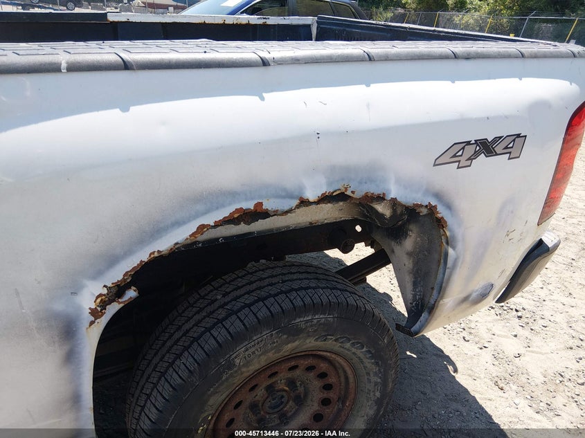 2013 CHEVROLET SILVERADO 1500 auction photo 6