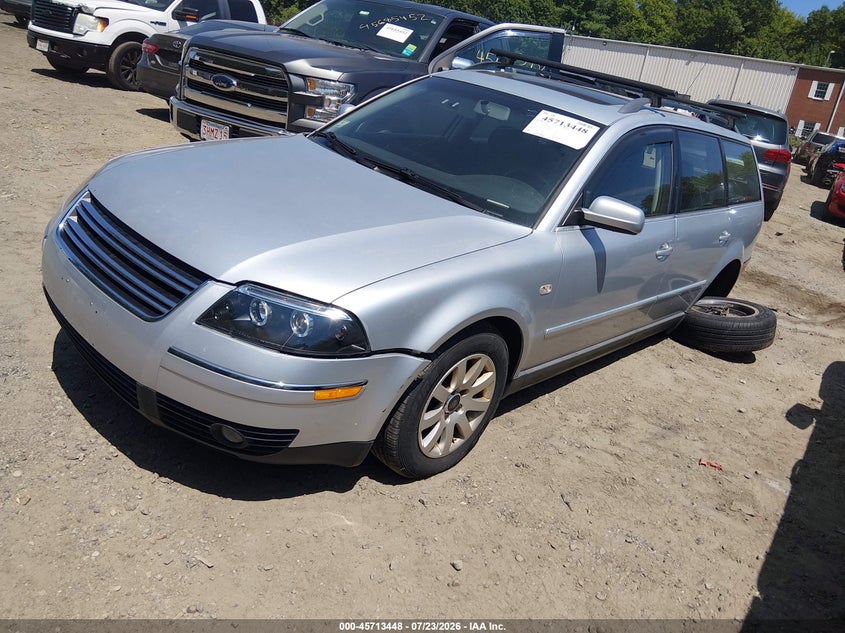 2003 VOLKSWAGEN PASSAT auction photo 2