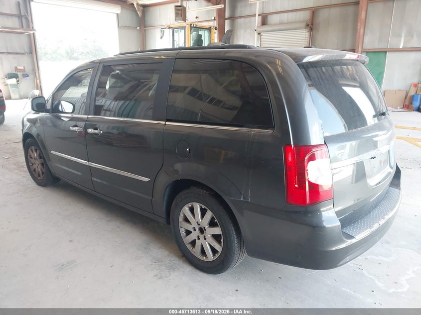 Vin: 2a4rr8dg9br721813, lot: 46212295, chrysler town & country touring-l 20113