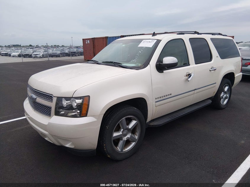 2011 Chevrolet Suburban, Звичайний знос, IAAI, VIN 1GNSKKE33BR303913 — фото 2