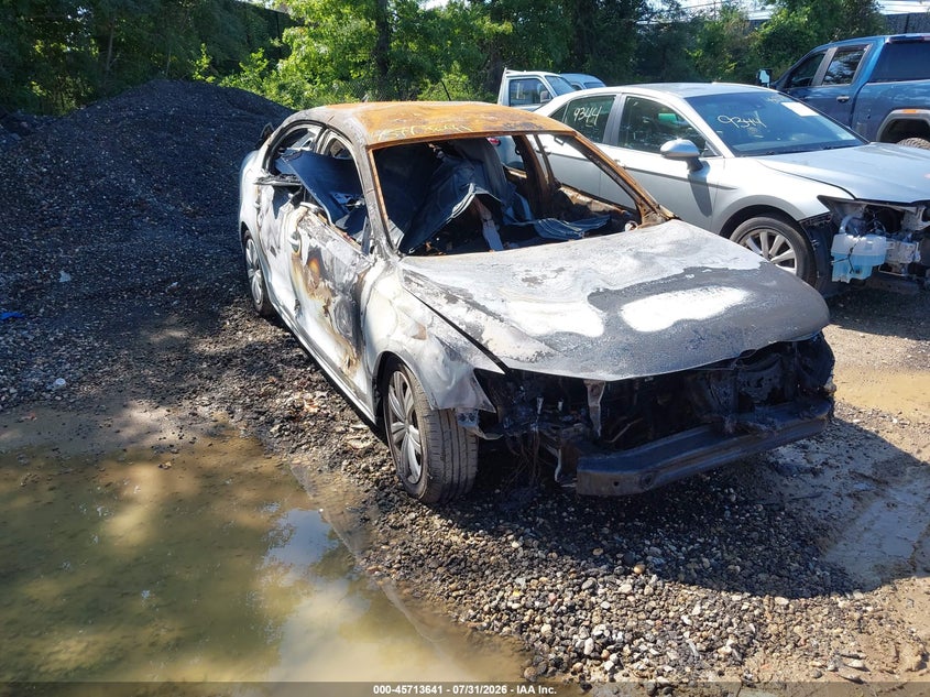 Vin: 3vw2b7aj6hm294822, lot: 46212323, volkswagen jetta 1.4t s 2017 img_1
