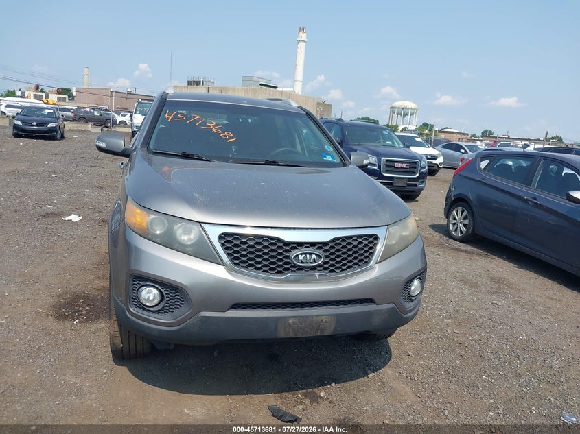 2011 KIA SORENTO auction photo 6