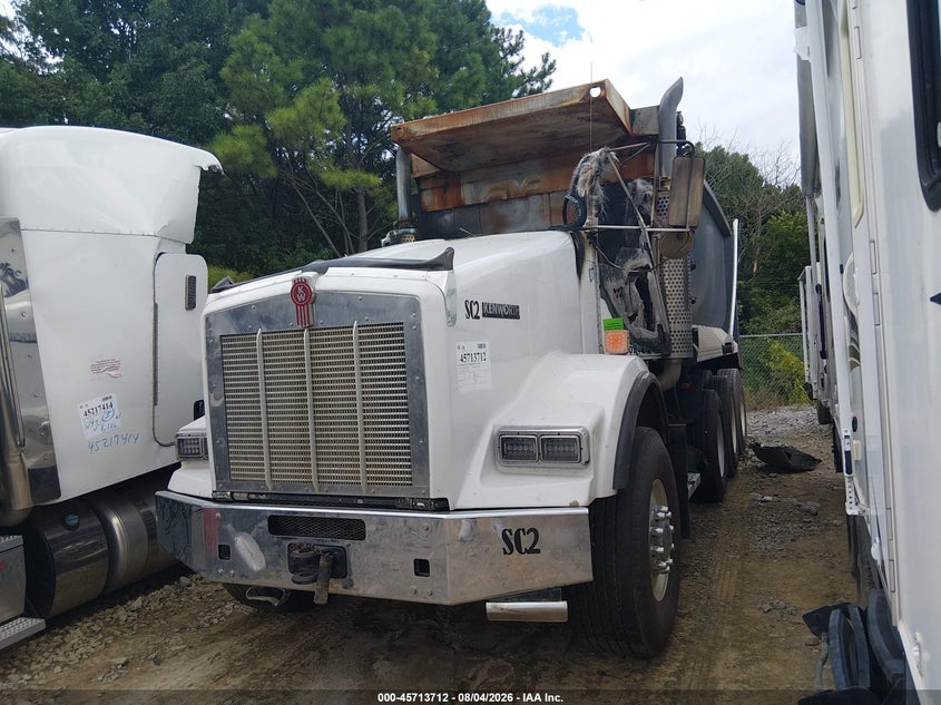 2007 KENWORTH CONSTRUCTION auction photo 2
