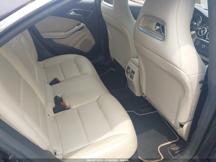 2015 MERCEDES-BENZ CLA 250 auction photo 8