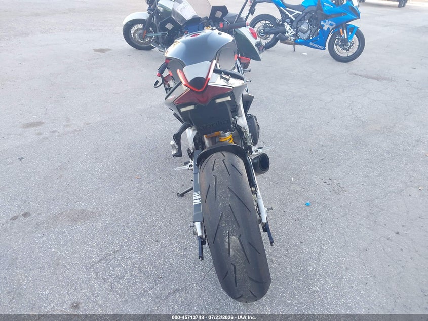 2022 APRILIA RSV4 auction photo 6