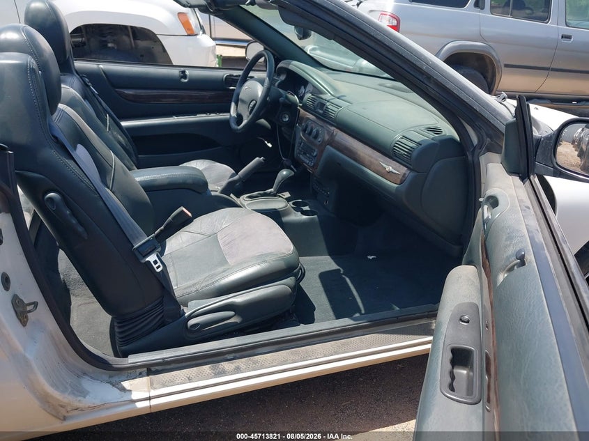 2004 CHRYSLER SEBRING auction photo 5