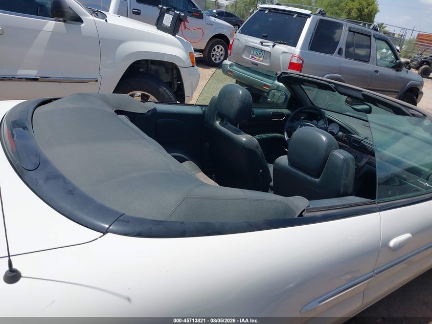 2004 CHRYSLER SEBRING auction photo 6