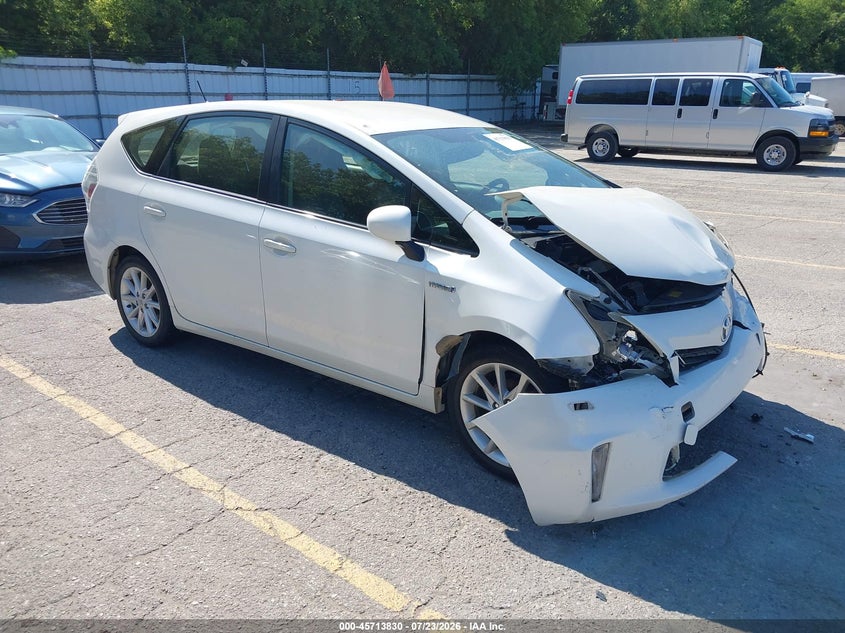 2013 Toyota Prius V