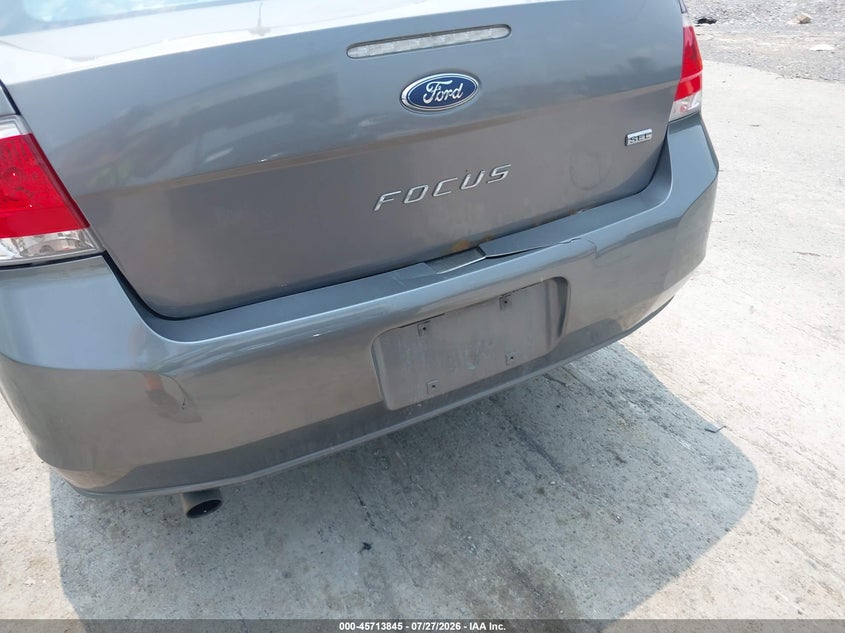 2011 FORD FOCUS auction photo 6