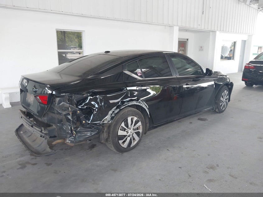 2020 NISSAN ALTIMA auction photo 4
