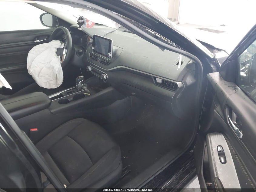 2020 NISSAN ALTIMA auction photo 5