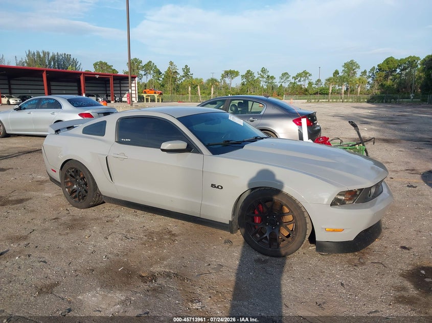 Vin: 1zvbp8cf8b5146412, lot: 46212643, ford mustang gt premium 2011 img_1