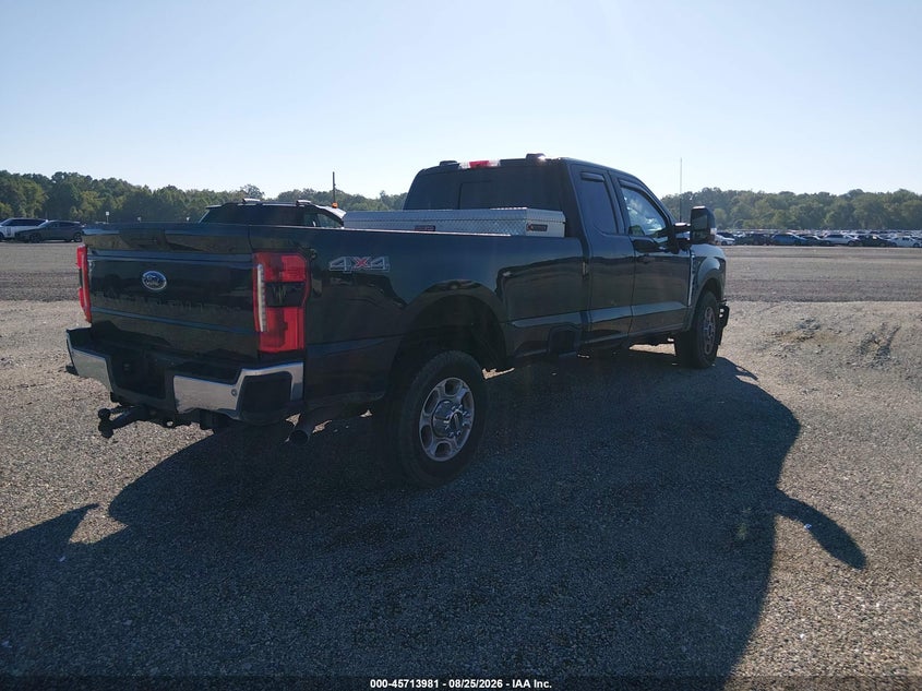 2025 FORD F-350 — zdjęcie 4