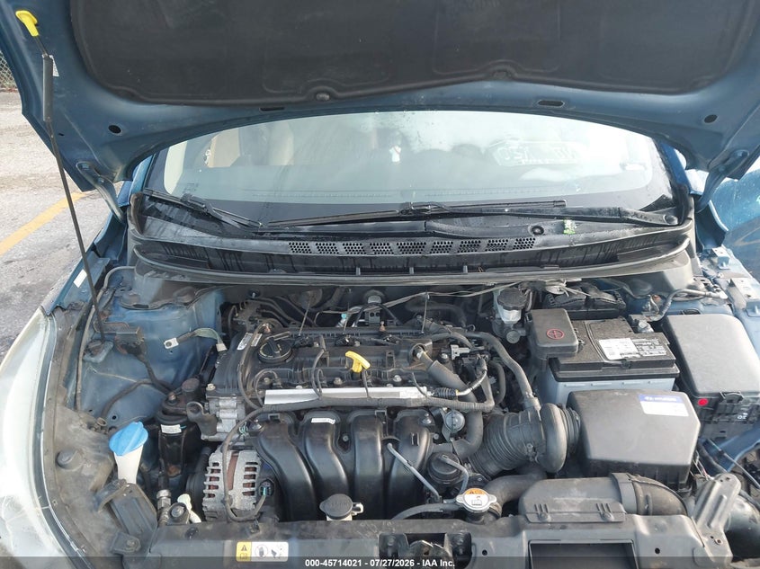 2015 HYUNDAI ELANTRA SEDAN 1.8L I-4 DOHC, VVT, 145HP