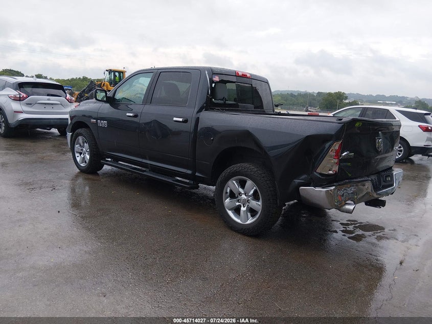 2017 RAM 1500 auction photo 3
