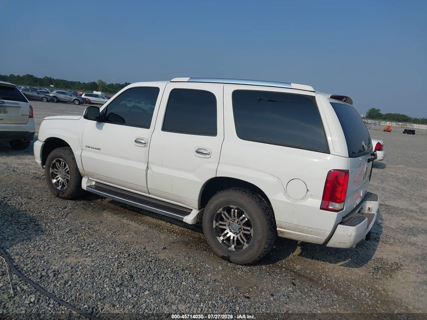 2002 CADILLAC ESCALADE auction photo 3