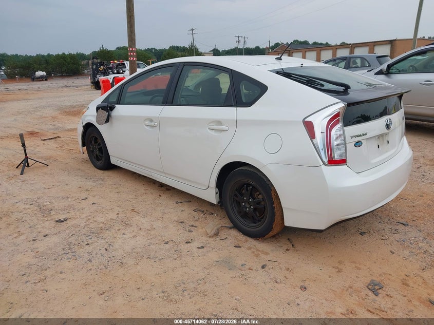 Vin: jtdkn3du4d5596330, lot: 46212744, toyota prius two 20133