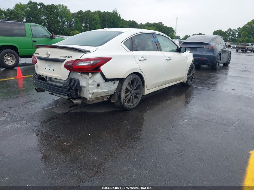 2018 NISSAN ALTIMA auction photo 4