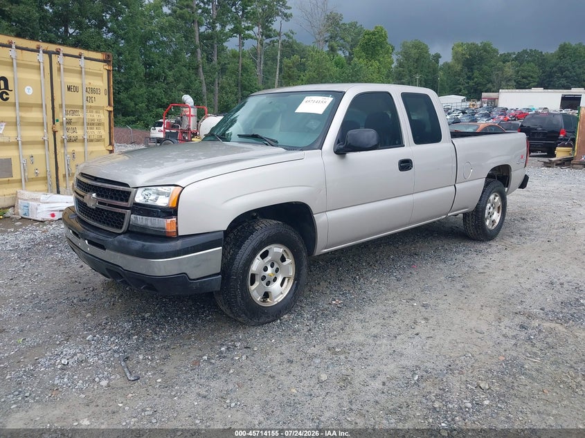 2006 CHEVROLET SILVERADO 1500 auction photo 2