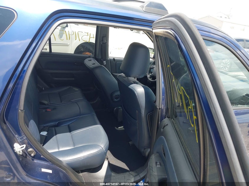 2004 HONDA CR-V auction photo 8