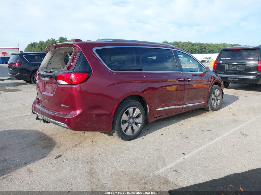 2018 CHRYSLER PACIFICA HYBRID auction photo 4
