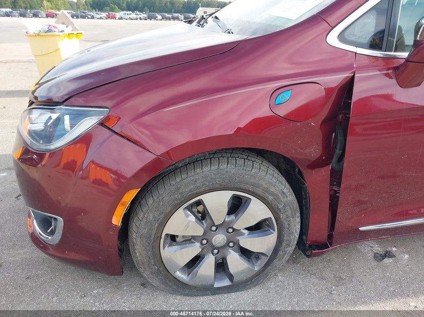 2018 CHRYSLER PACIFICA HYBRID auction photo 6