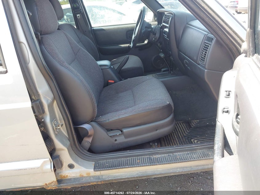 2000 JEEP CHEROKEE auction photo 5