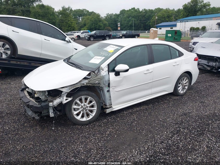 2021 Toyota Corolla, Left Front, IAAI, VIN 5YFVPMAE4MP237038 — photo 2