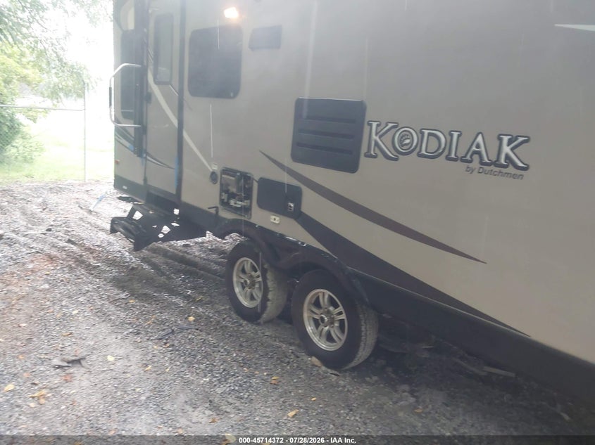 2013 DUTCHMEN KODIAK 263RLSL TRAVEL TRAILER auction photo 6