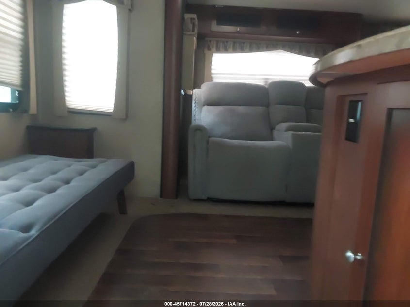 2013 DUTCHMEN KODIAK 263RLSL TRAVEL TRAILER auction photo 8