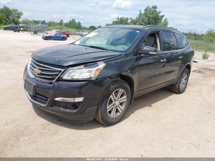 2015 CHEVROLET TRAVERSE auction photo 2