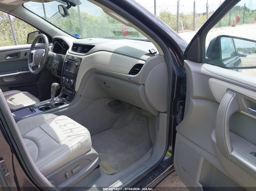 2015 CHEVROLET TRAVERSE auction photo 5